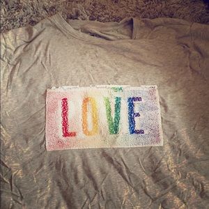 Love t-shirt